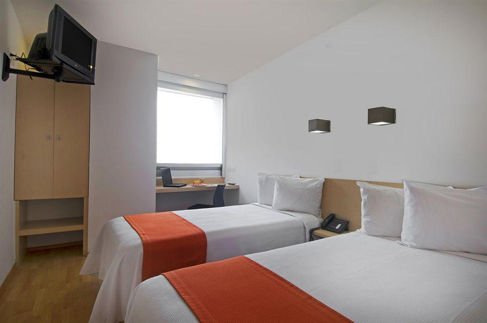 Hotel One Ciudad De Mexico Patriotismo Chambre photo